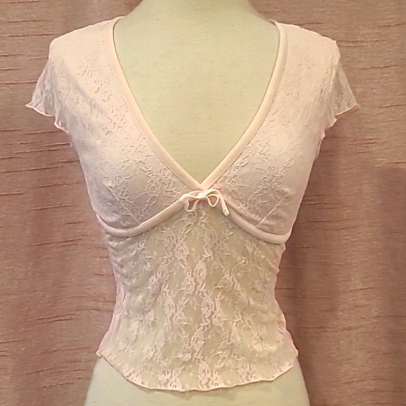 Kimchi Blue Tops - Kimchi blue pink blush lace top szS NWOT